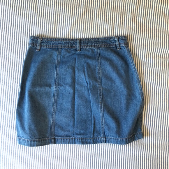 Old Navy Button-down Denim Skirt - Picture 3 of 4